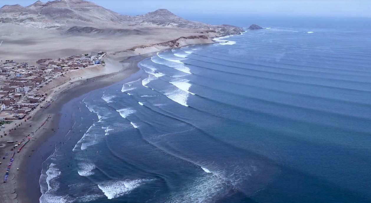 Puerto Chicama | Un paraíso de surfistas con enormes olas de izquierda 2