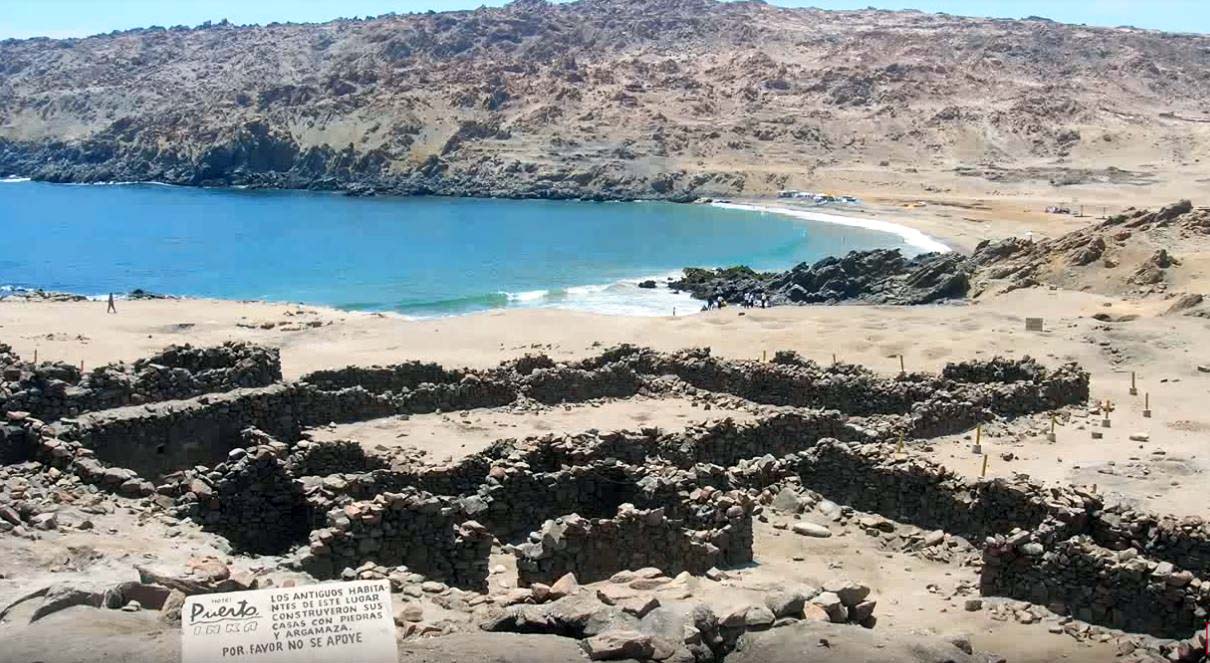 Puerto Inca | Una playa mágica rodeada de vestigios arqueológicos 9