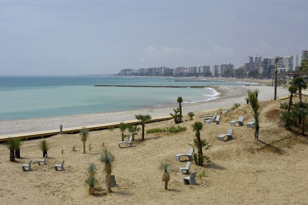 Playa Els Terrers, Benicàssim | Lugar de arenas doradas y hermosos paisajes 1